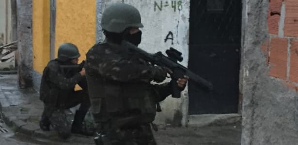 Rio anuncia tropa permanente em mais duas favelas