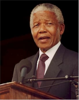 VÍDEO: África do Sul tem a primeira constituição pós-apartheid