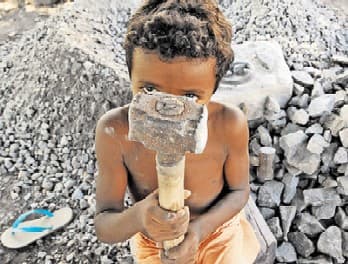 Trabalho infantil caiu quase pela metade no Brasil em 15 anos, diz OIT