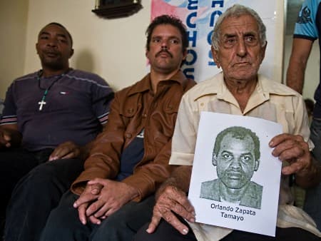 Mãe reclama de repressão em enterro de preso político em Cuba
