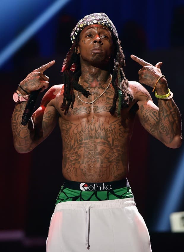 Lil Wayne põe rock no seu rap e se dá mal