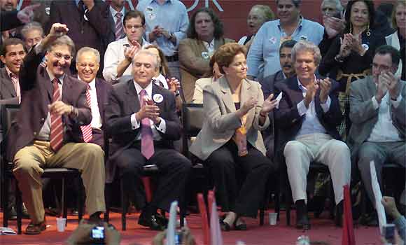 Dilma e Temer oficializam chapa PT-PMDB ao governo de Minas
