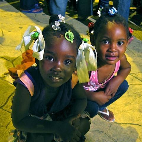 criancas haitianas