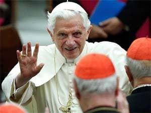 Bento XVI deixará o Vaticano por causa do crime organizado que atua na Santa Sé