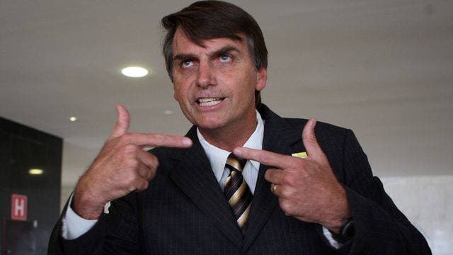 Jair Bolsonaro agride militantes do movimento negro: “Voltem para o zoológico”