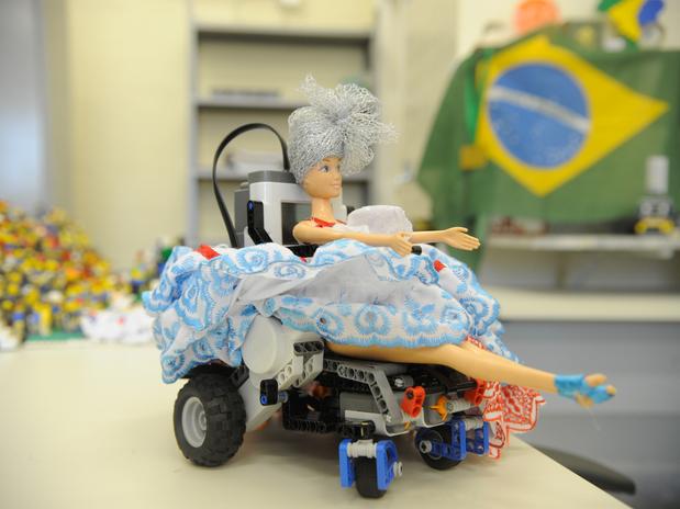 01-cadeira-rodas-samba-agencia-brasil