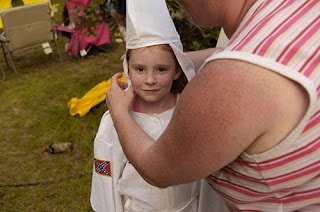 aryan-outfitters-ms-ruth-ku-klux-klan-photoessay-by-photojournalist-anthony-karen