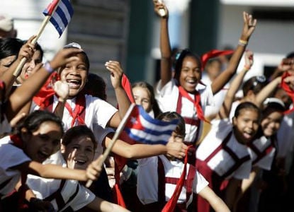 estudantes cubanos42196