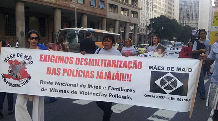 Mães de Maio defendem desmilitarização da polícia