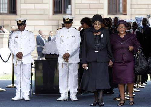 Capital branca do apartheid presta homenagem a Nelson Mandela