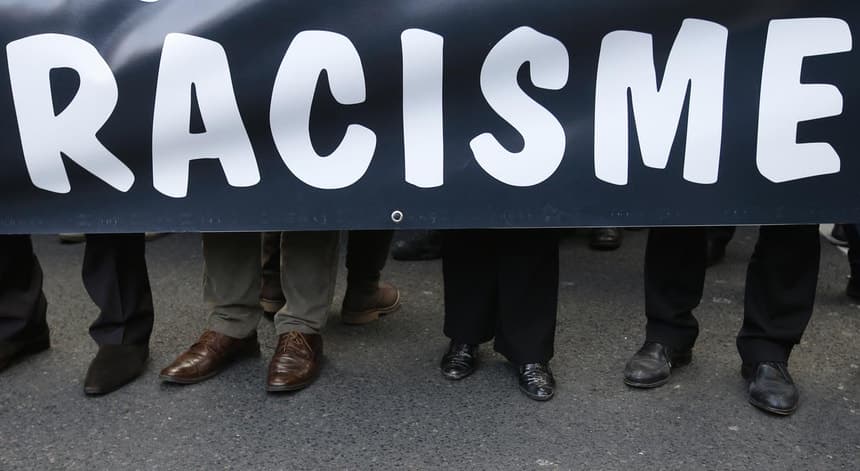 Harlem Désir Manifestação contra o racismo em França