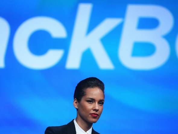 Alicia Keys deixa diretoria da BlackBerry no fim de janeiro