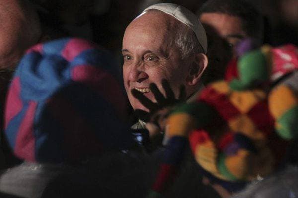 Papa Francisco pede nova atitude da Igreja com os filhos de homossexuais