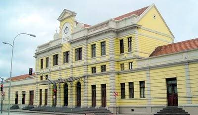 Museu Ferroviário de Curitiba, prédio da antiga estação de trens.
