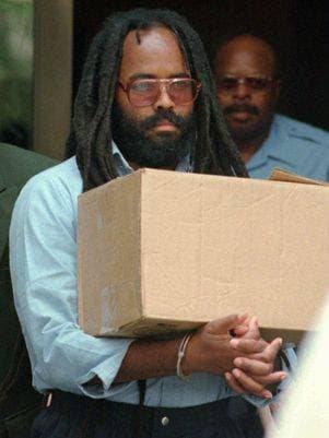 Vitória: Mumia Abu-Jamal, do panteras negras, não será mais executado