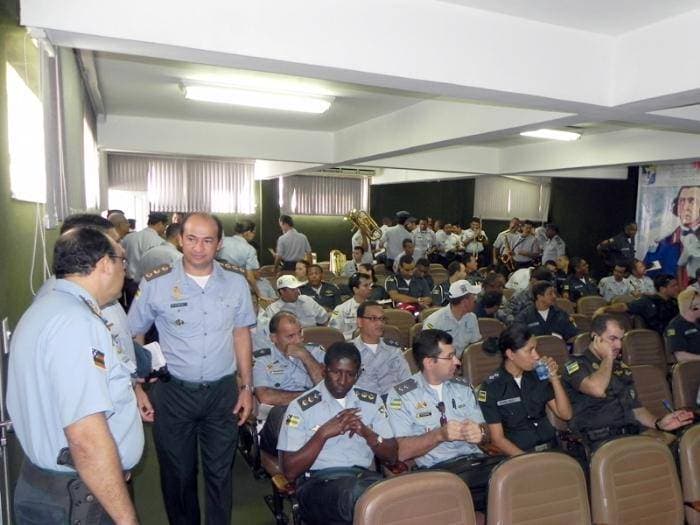 Seminário na Polícia Militar discute racismo, violência e intolerância religiosa = Aracaju