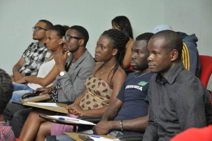 Intercambistas de países africanos acompanham discussões na abertura da Semana da África 2014