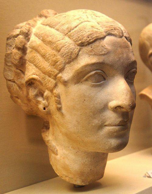 Portrait bust of Cleopatra VII on display in the British Museum by Ahala, via Flickr Contrary to pop culture, Cleopatra was not a beautiful women. The idea of her as a knockout is because of her ability to persuade Caesar and Antony. She had a very large nose and it was stated that she had crooked eyes.