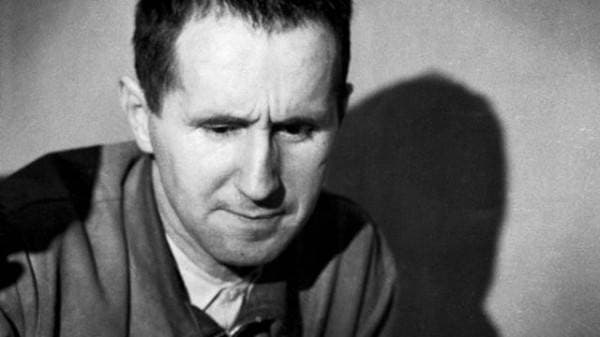 ‘O pior analfabeto é o analfabeto político’: a atualidade de Bertold Brecht