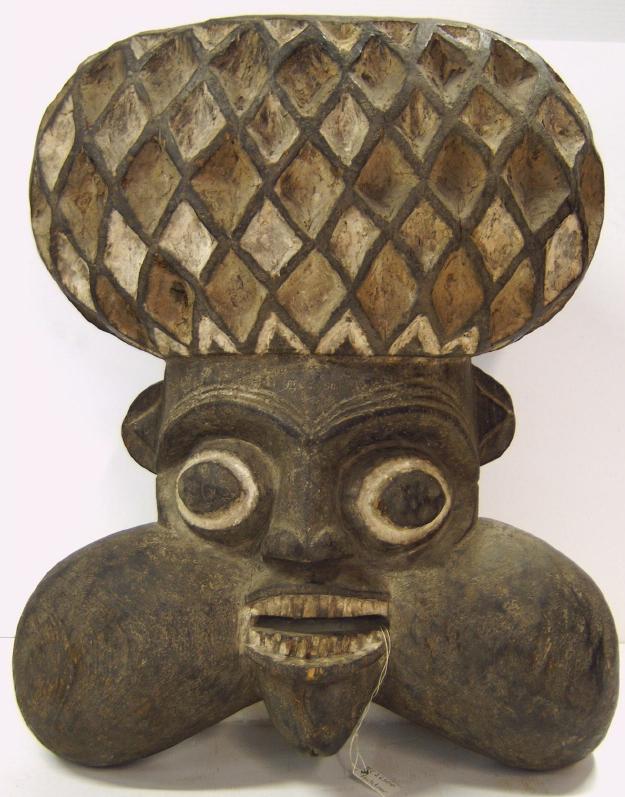 Máscara da etnia Bafun, pertencente à coleção do museu etnológico de Berlim.