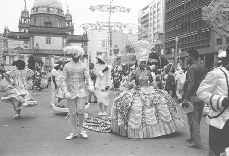 Em 1963, Mercedes Baptista foi responsável pela ala coreografada do Salgueiro Foto: Arquivo