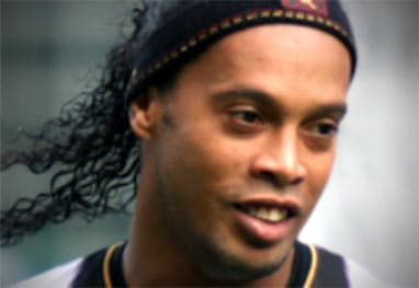 México: Ronaldinho Gaúcho é vítima de racismo
