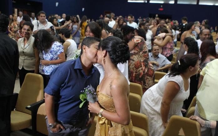Primeiro casamento gay coletivo em Manaus será ato contra preconceito