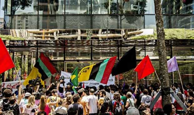 Entidades do movimento negro divulgam carta em apoio à Dilma Rousseff
