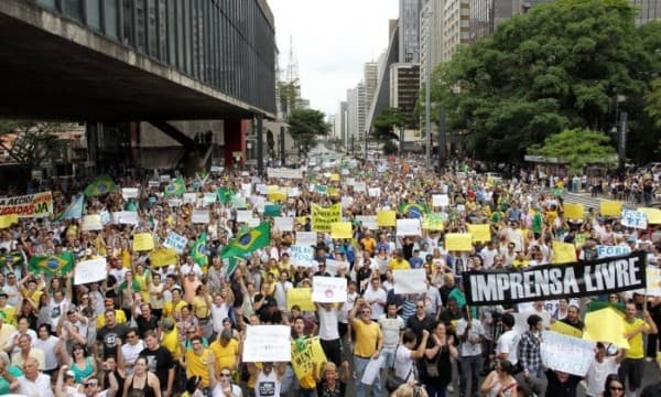 Os filhos da mídia foram protestar na Paulista