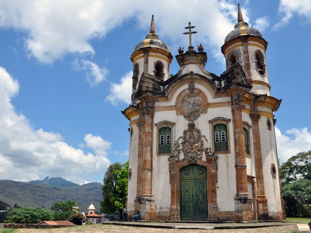 Igreja São Francisco de Assis, em Ouro Preto, arquitetada por Aleijadinho (Foto: Pedro Ângelo/G1)