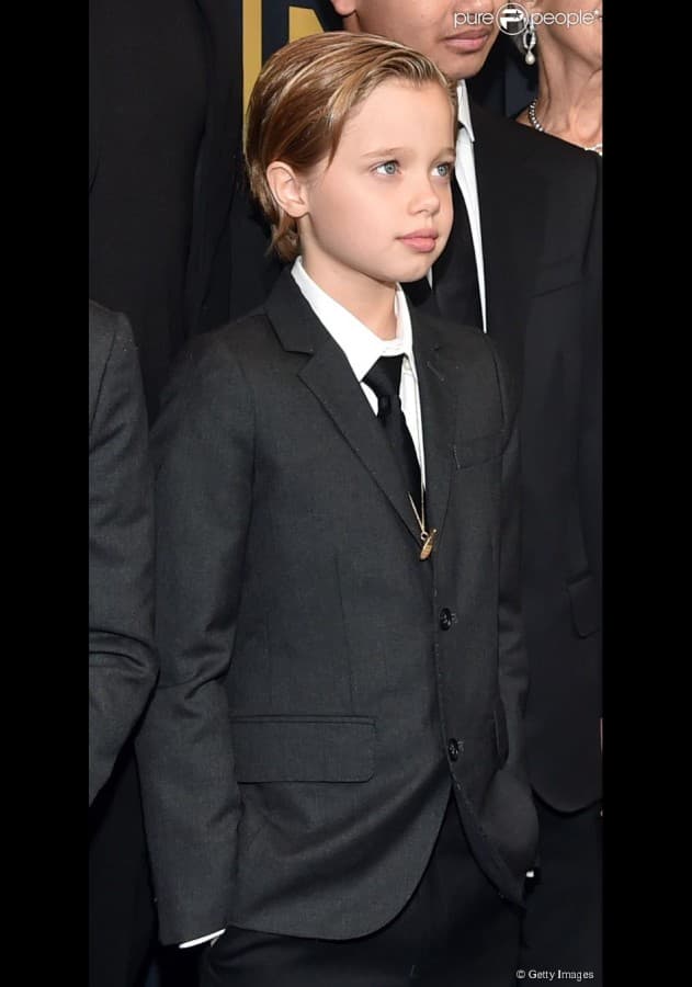 Filha de Angelina Jolie e Brad Pitt, Shiloh segue estilo ‘tomboy’.