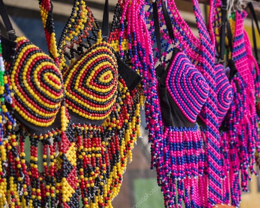 Livro aborda influência da cultura africana no vestuário do brasileiro