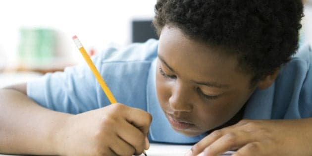 O que afasta as crianças e adolescentes negros da escola?