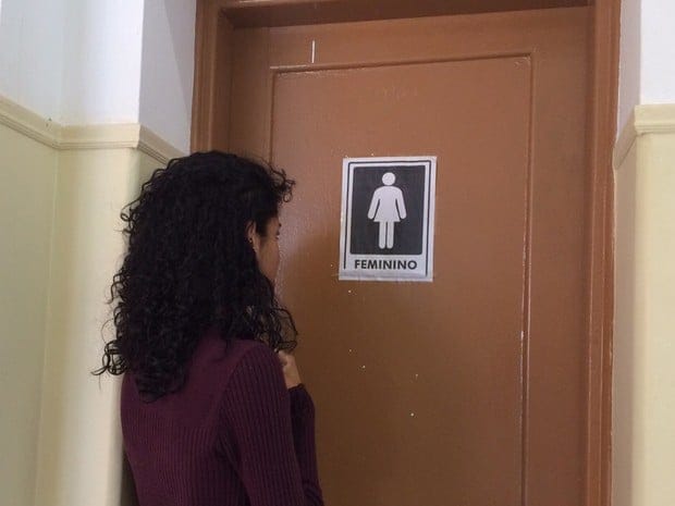 Filha de pastor é primeira transexual a usar nome social em escola do Vale