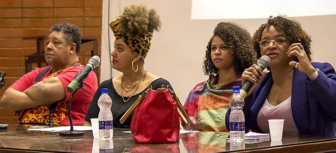 OCUPAÇÃO: Acadêmicos debatem racismo e referencial negro da sociedade brasileira