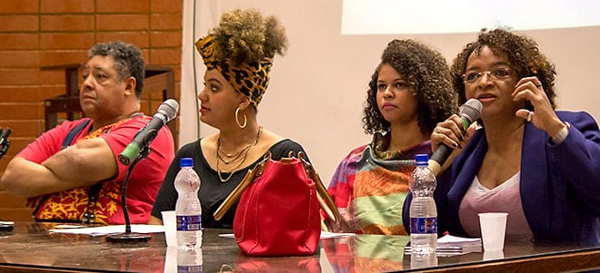 OCUPAÇÃO: Acadêmicos debatem racismo e referencial negro da sociedade brasileira