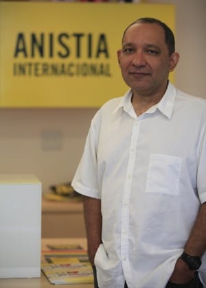 Após criticar Bolsonaro, diretor da Anistia sofre ataques no Facebook