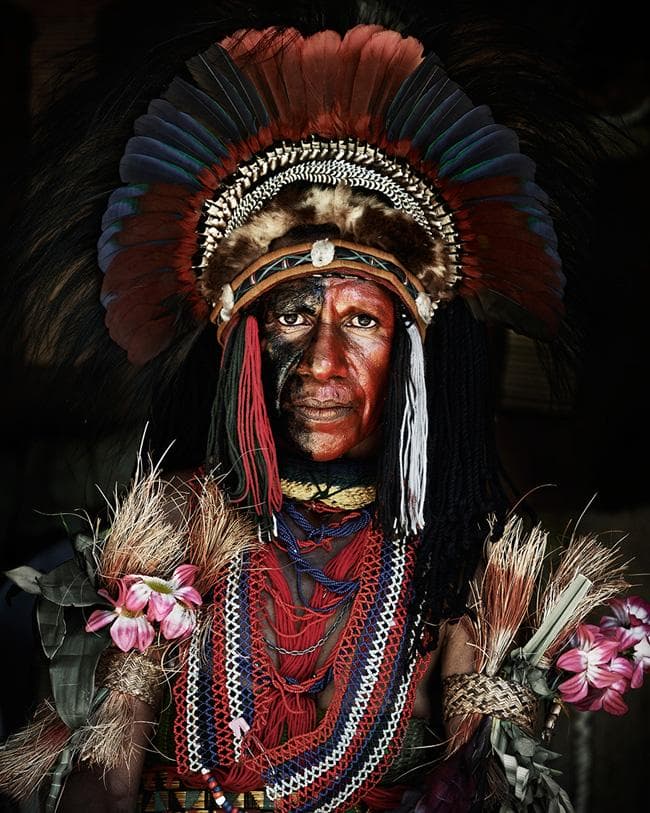 Chefe de tribo papua, da Nova Guiné