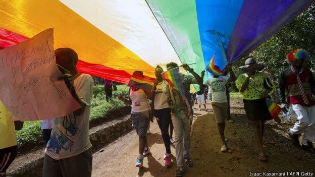 Apesar da realização da parada, Uganda ainda prevê a prisão de homossexuais