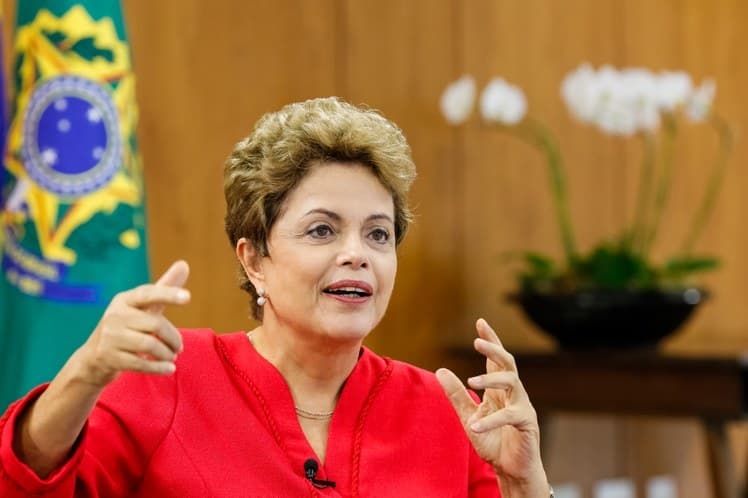 Renato Janine Ribeiro: Inclusão social vai melhor com Dilma
