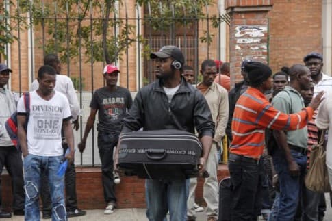Polícia paulista não investiga xenofobia contra haitianos