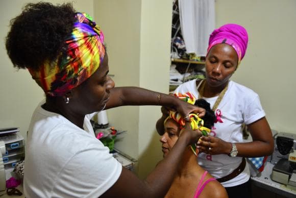Projeto aumenta renda de mulheres negras de comunidades do Rio