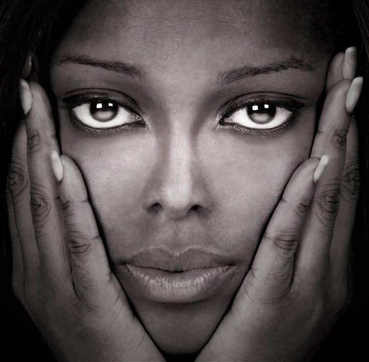 Sobre a solidão da mulher negra