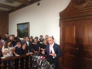 Alckmin: “Nossa decisão é adiar a reorganização e discuti-la escola por escola”