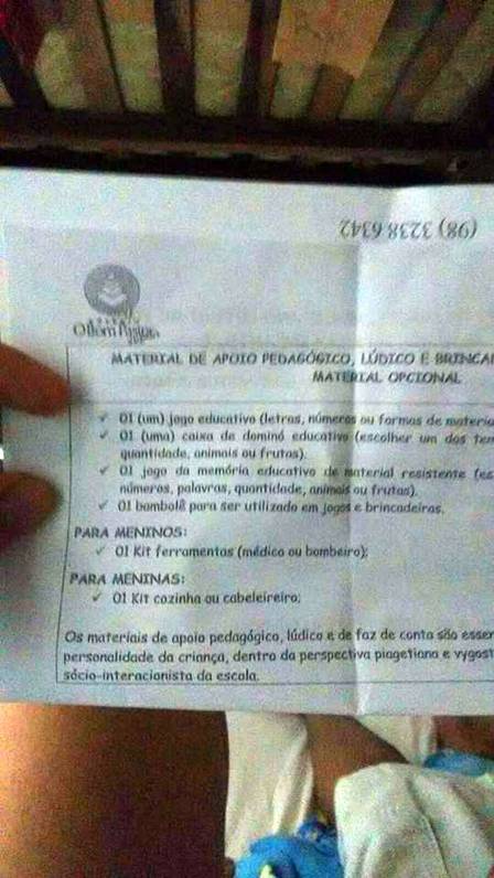 Comunicado do colégio O Bom Pastor, de São Luís, foi viralizado e muito criticados nas redes sociais por seu teor alegadamente machista. Foto: Reprodução/Facebook