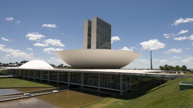Anistia Internacional diz que agenda legislativa ameaça direitos humanos no Brasil