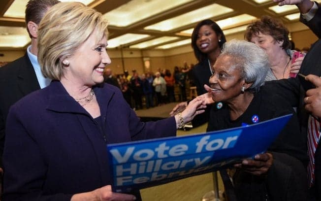 Como Hillary Clinton conquistou voto negro para obter vitória na Carolina do Sul