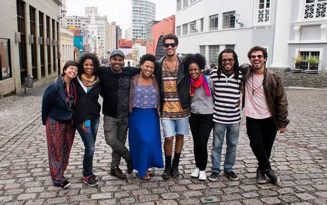 “O estereótipo da favela na TV não nos representa”, dizem atores da Cia Marginal