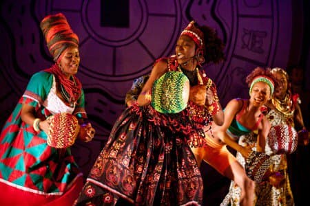 Dia da África é celebrado com Olodum, exposição e debate