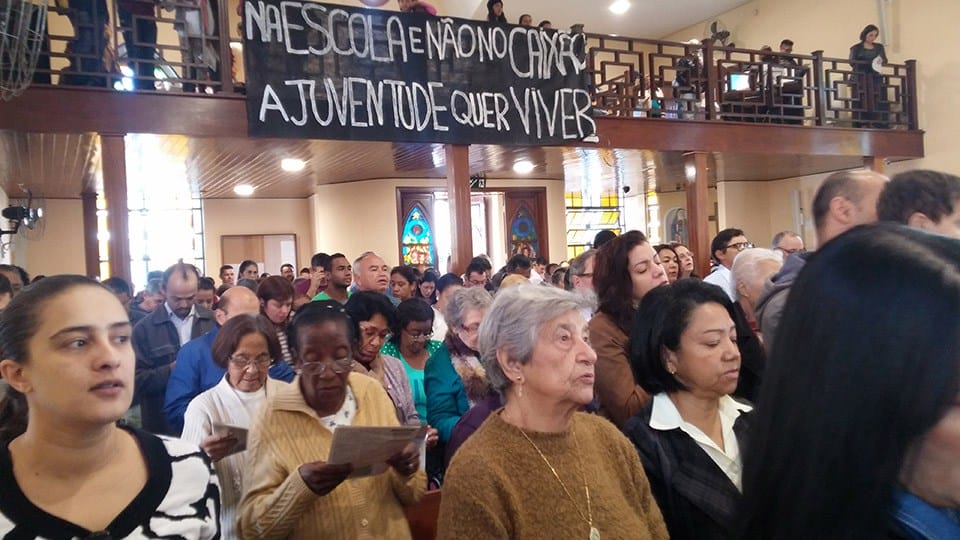 “Senhor, livrai-nos da violência policial”, reza uma igreja em São Paulo